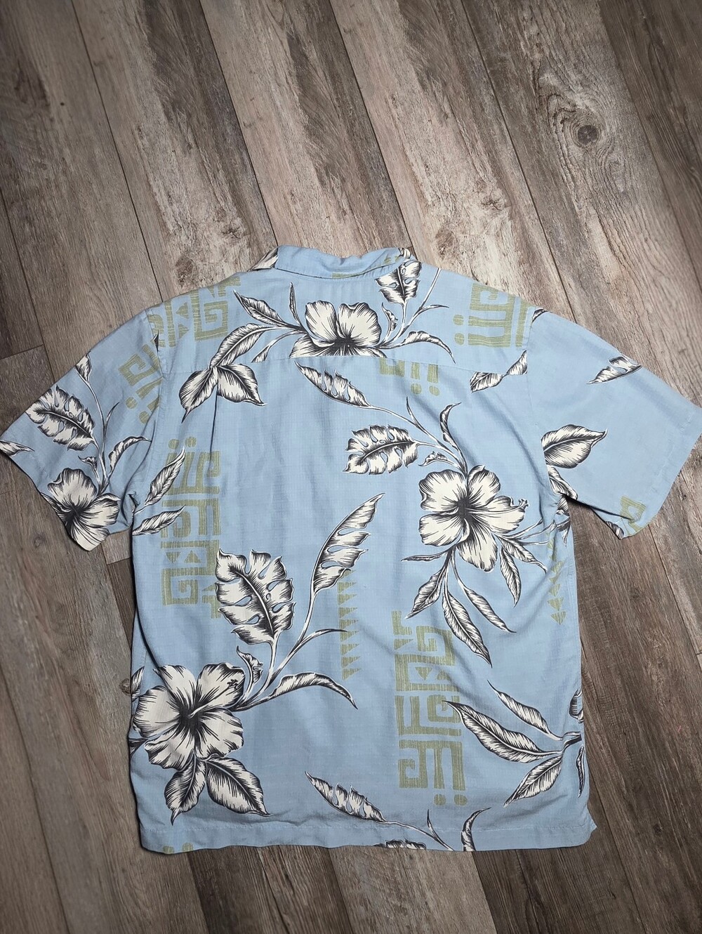 Quiksilver Waterman Collection Men's Short Sleeve Button-down Hawiian Short XL - Picture 7 of 8